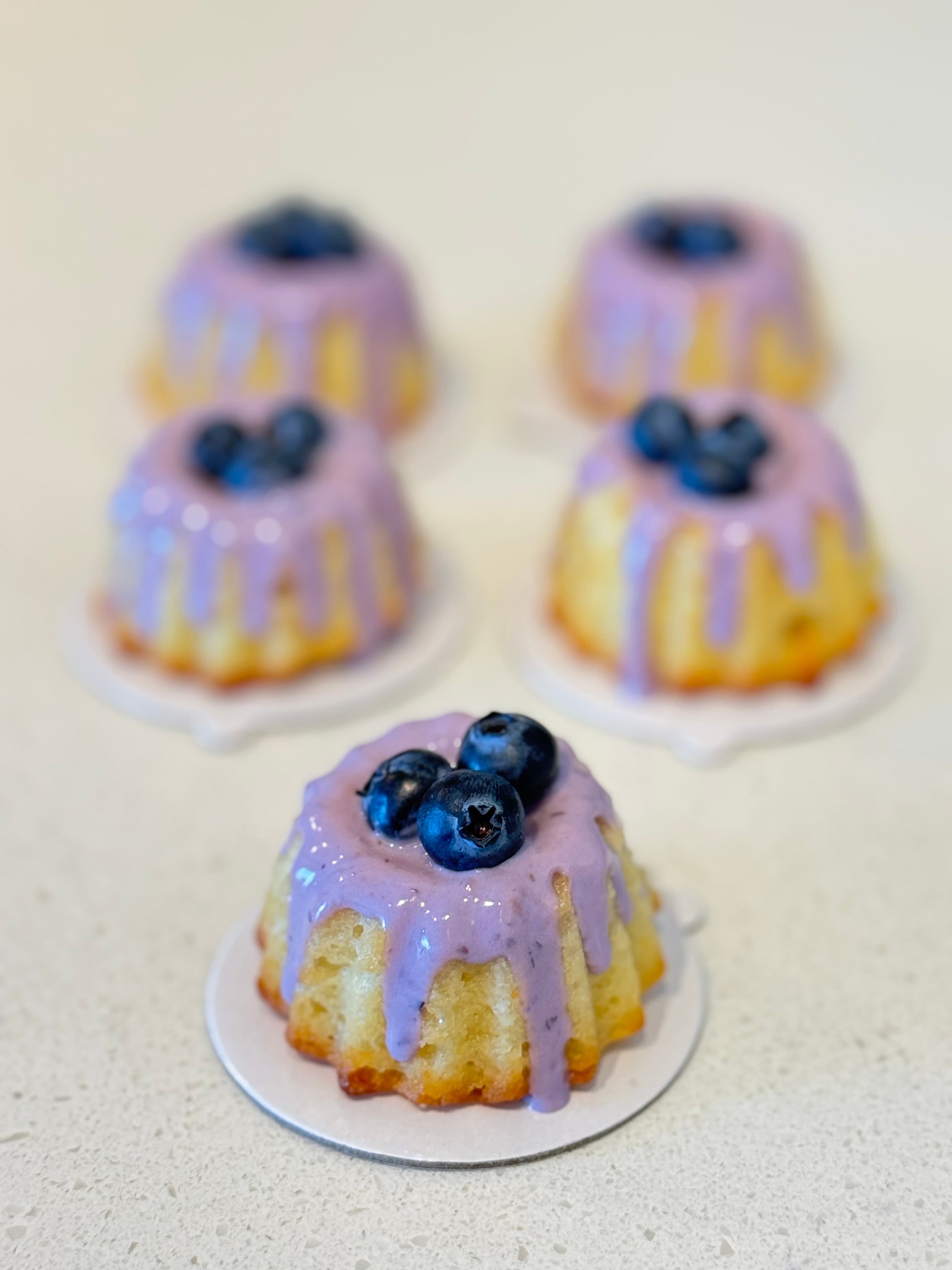 Mini lemon blueberry cakes
